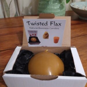 beeswax candle discus 4